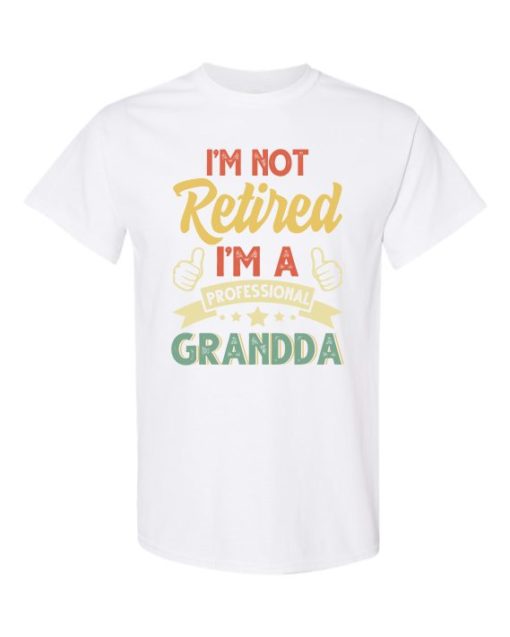I AM NOT RETIRED  - Adult Round-neck T-shirt