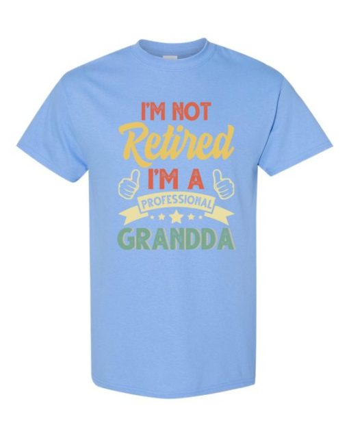 I AM NOT RETIRED  - Adult Round-neck T-shirt