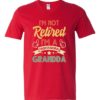 I AM NOT RETIRED  - T-shirt Col V Pour Adultes