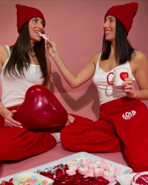 ❤️ Valentine’s Day is coming up! ❤️ Get the perfect personalized gift at T Shirt Time!✨ Customize anything you want—totes, beanies, mugs, hoodies, sweatpants & more! ✨❤️ 15% OFF with code VDAY15 online & in-store! ❤️📍 Don’t wait—shop now!——❤️ La Saint-Valentin approche ! ❤️ Offrez un cadeau personnalisé chez T Shirt Time !✨ Personnalisez tout ce que vous voulez—tote bags, bonnets, tasses, hoodies, pantalons & plus encore ! ✨❤️ -15% avec le code VDAY15 en ligne & en magasin ! ❤️📍 Ne tardez pas—faites vos achats maintenant !